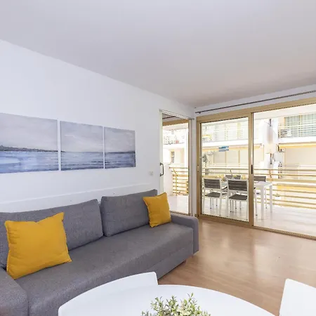 Uhc Novelty Apartments Salou Exterior foto