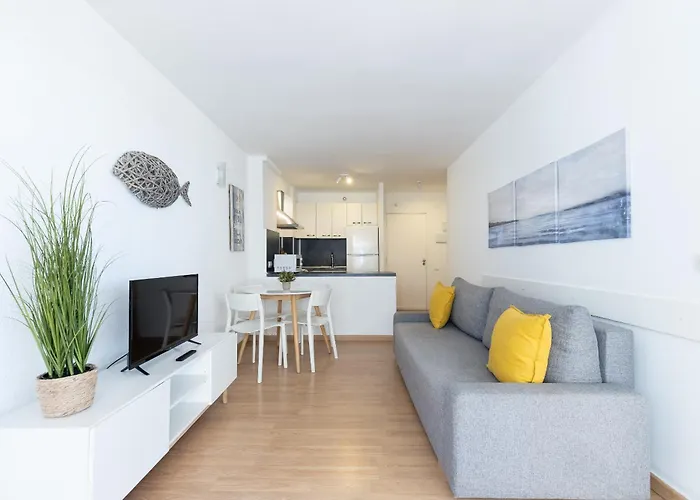 Uhc Novelty Apartments