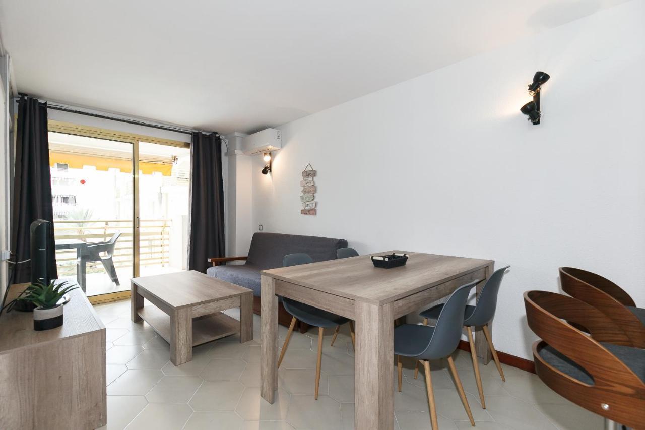 Uhc Novelty Apartment