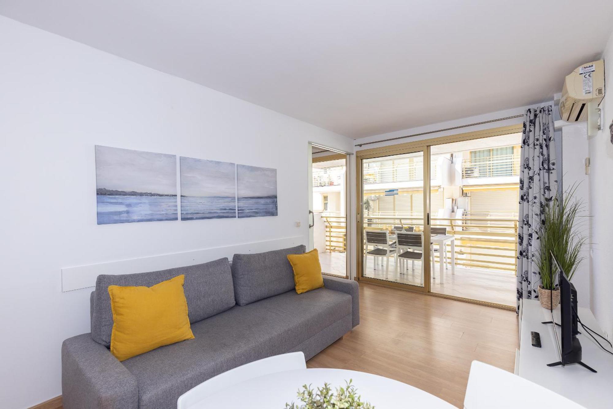 Uhc Novelty Apartment *
