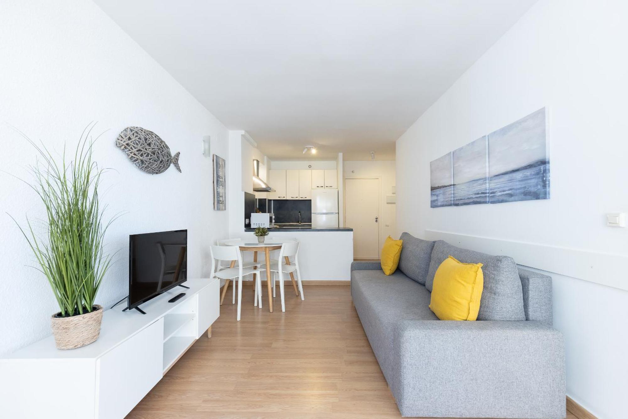 Uhc Novelty Apartment Salou
