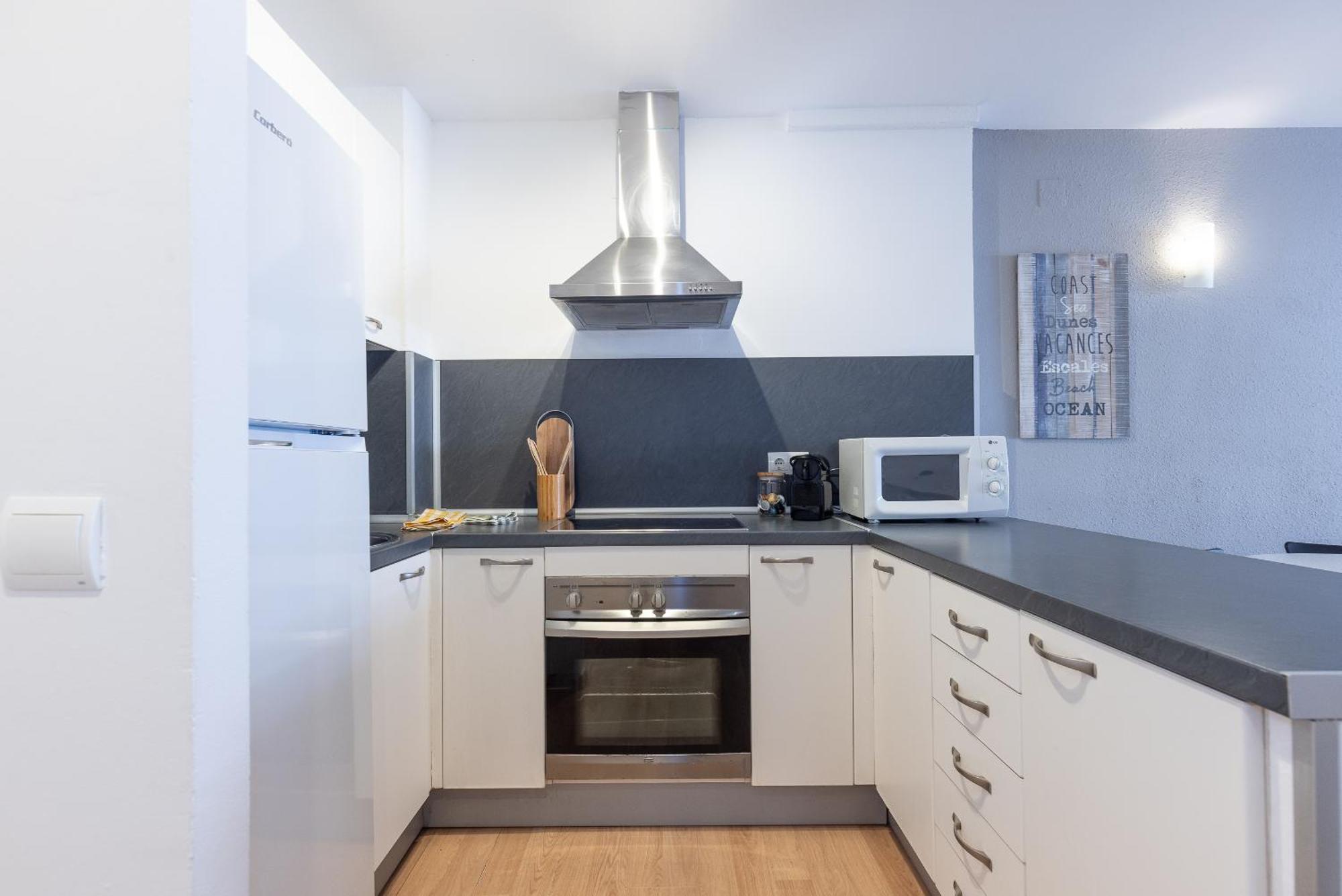 Uhc Novelty Apartment