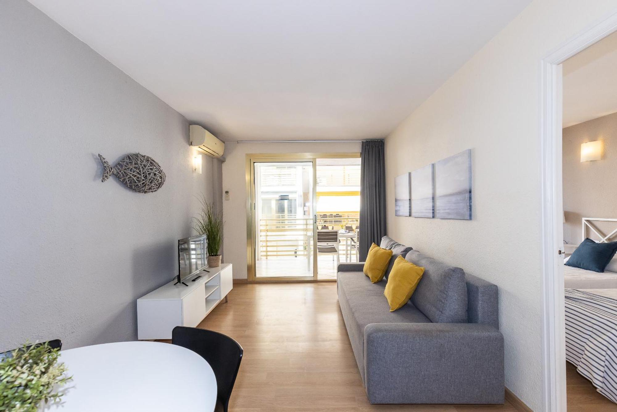 Uhc Novelty Apartment *